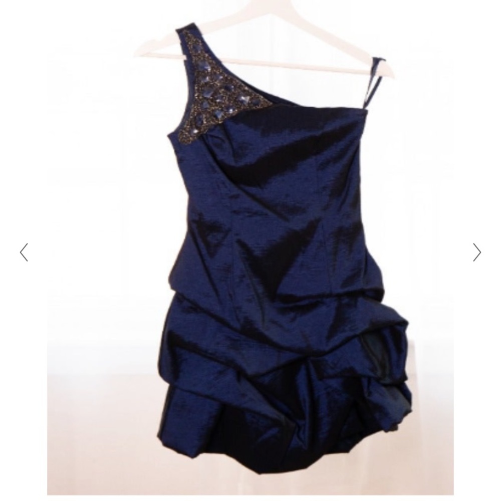 Social dress